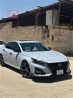 نيسان ألتيما